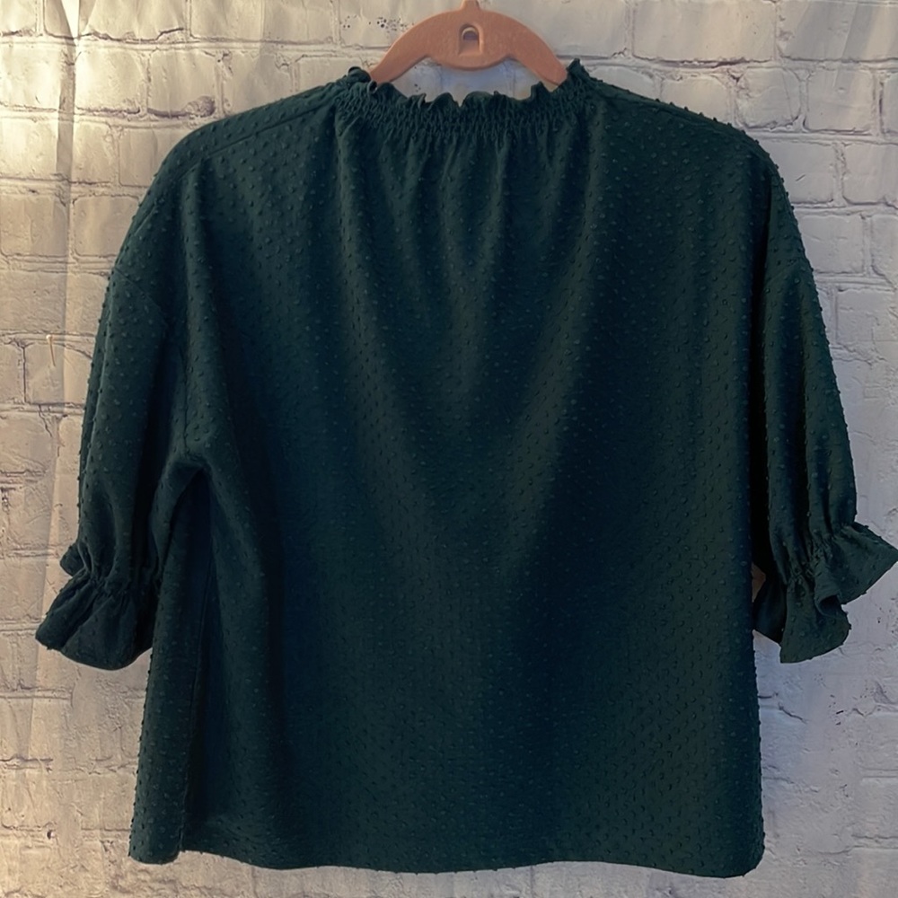 MadeWell Texture & Thread Blouse - Picture 6 of 7